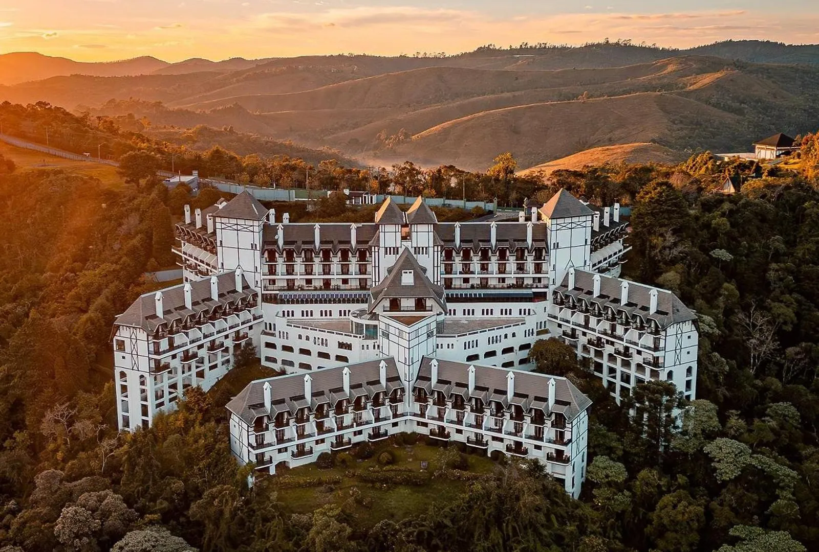 Flat Acolhedor Para 5 Pessoas Em Campos do Jordão Hotel