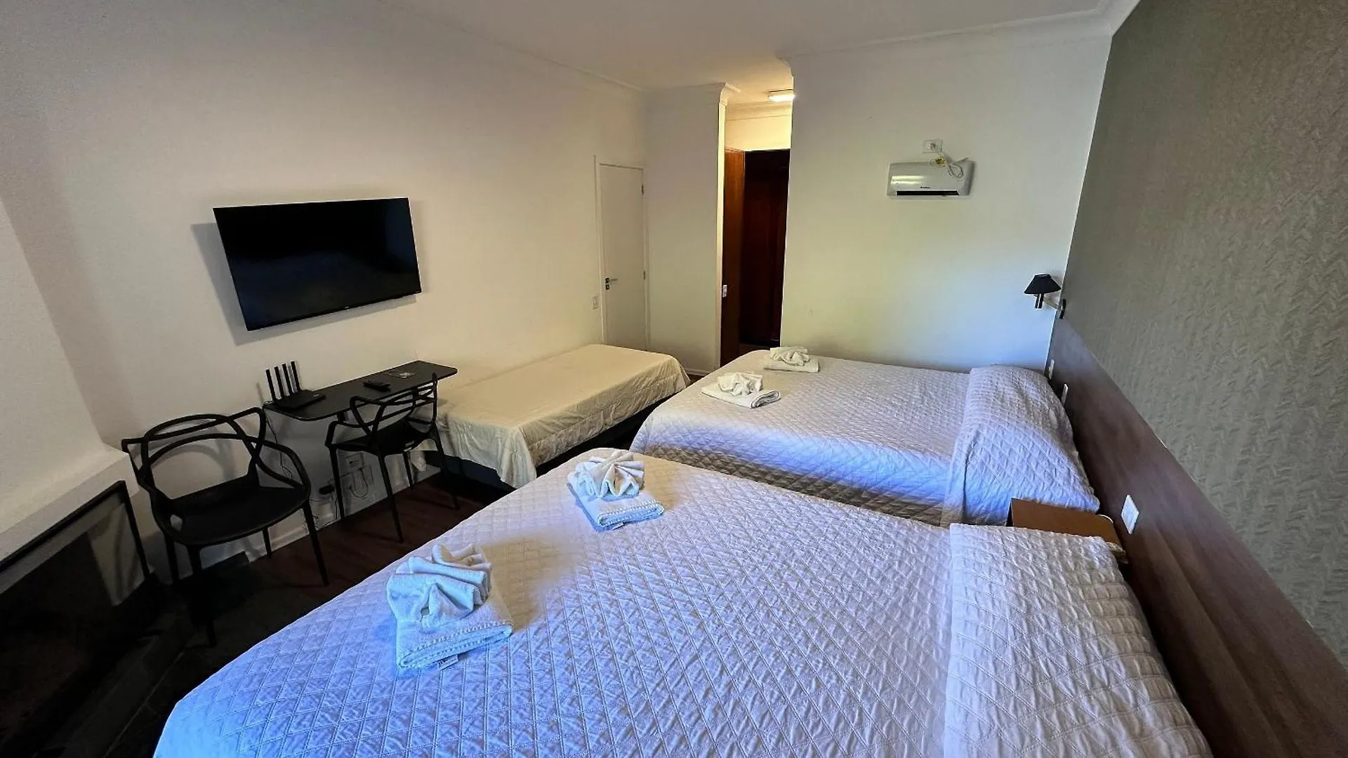 Flat Acolhedor Para 5 Pessoas Em Campos Do Jordao Hotel